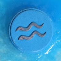 Set of Zodiac Bath Fizzers with Horoscope - Aquarius