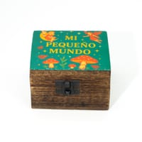 Small Enamelled Box - Mi Pequeno Mundo